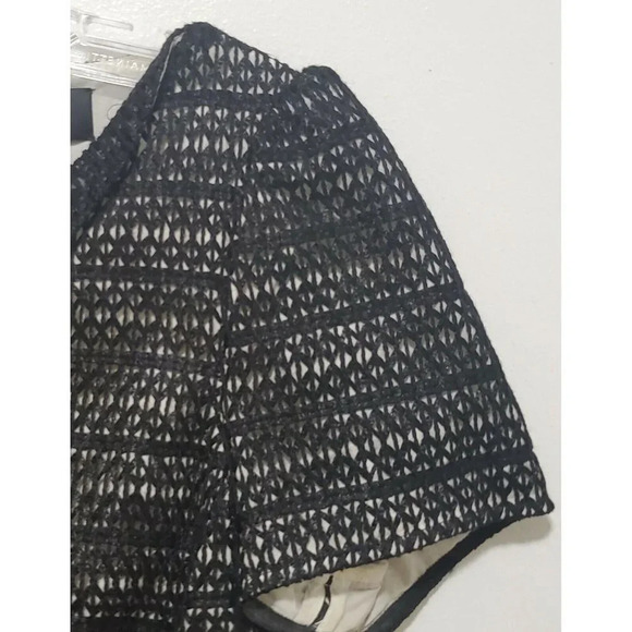 Rena Lang Black Mesh Crochet Design with Ivory - Picture 8 of 12